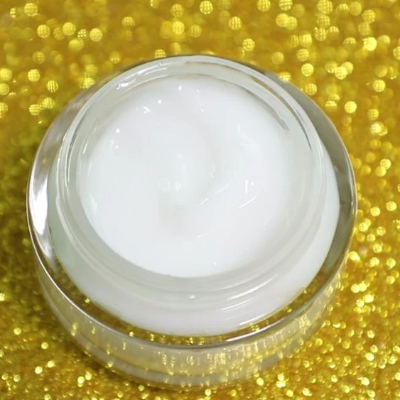 Яркий отбеливающий крем для лица от морщин с завода GMP & ISO