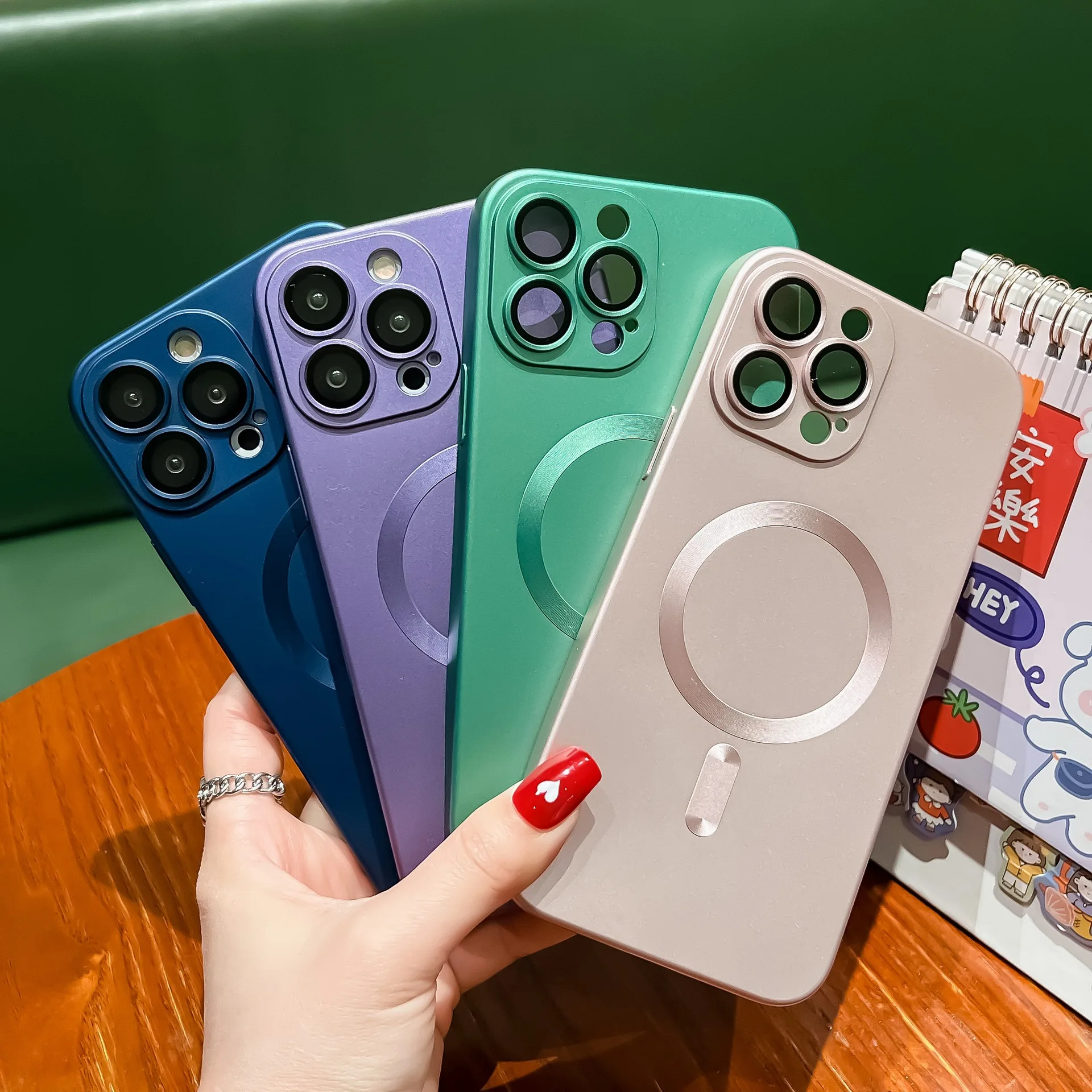 Роскошный Магнитный чехол для мобильного телефона iphone 14 15 pro max Беспроводная зарядка ударопрочный для iphone 14 13 12