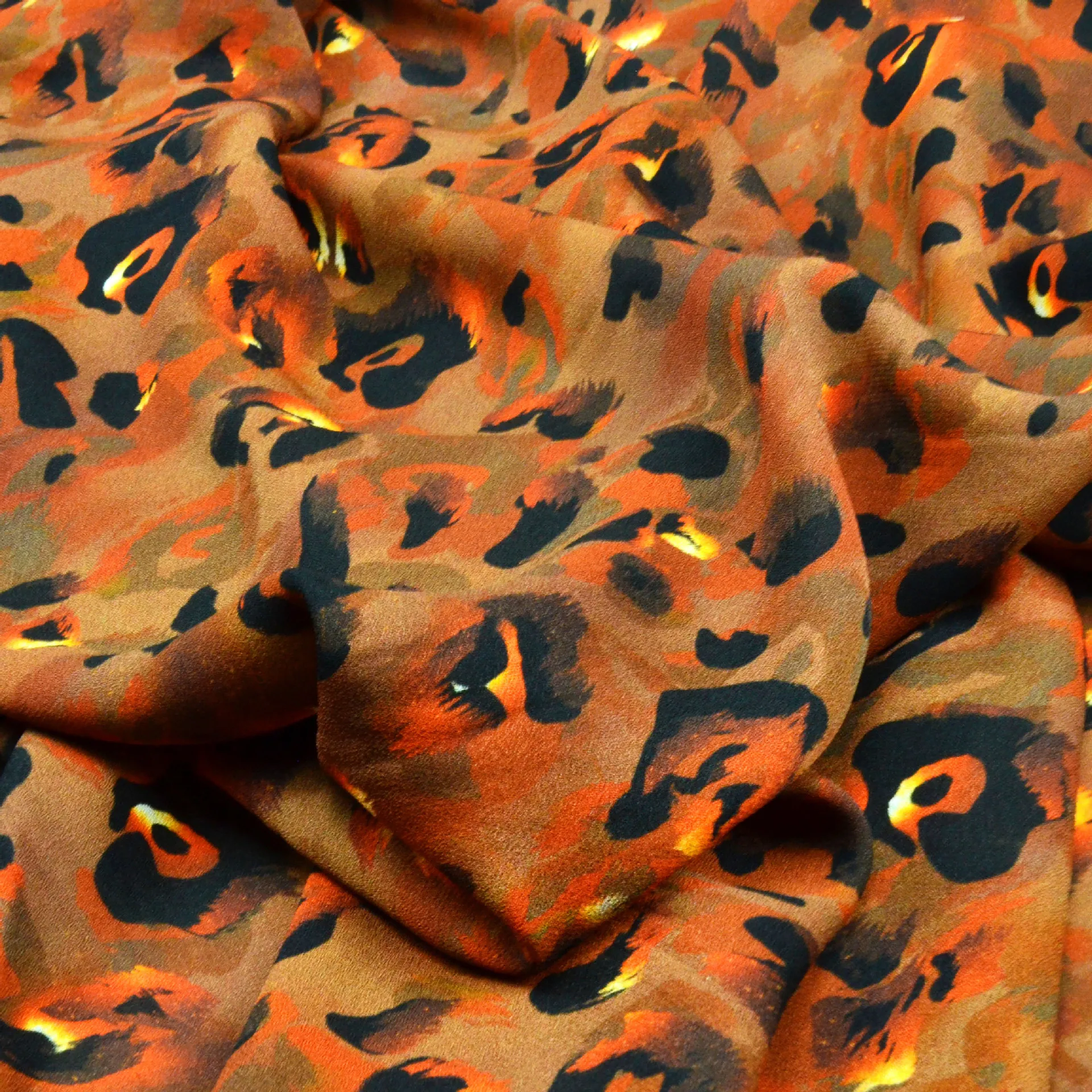 China Factory Supplier custom printing 6A Grade 100% mulberry silk DOBBY GGT fabric digital print in stock