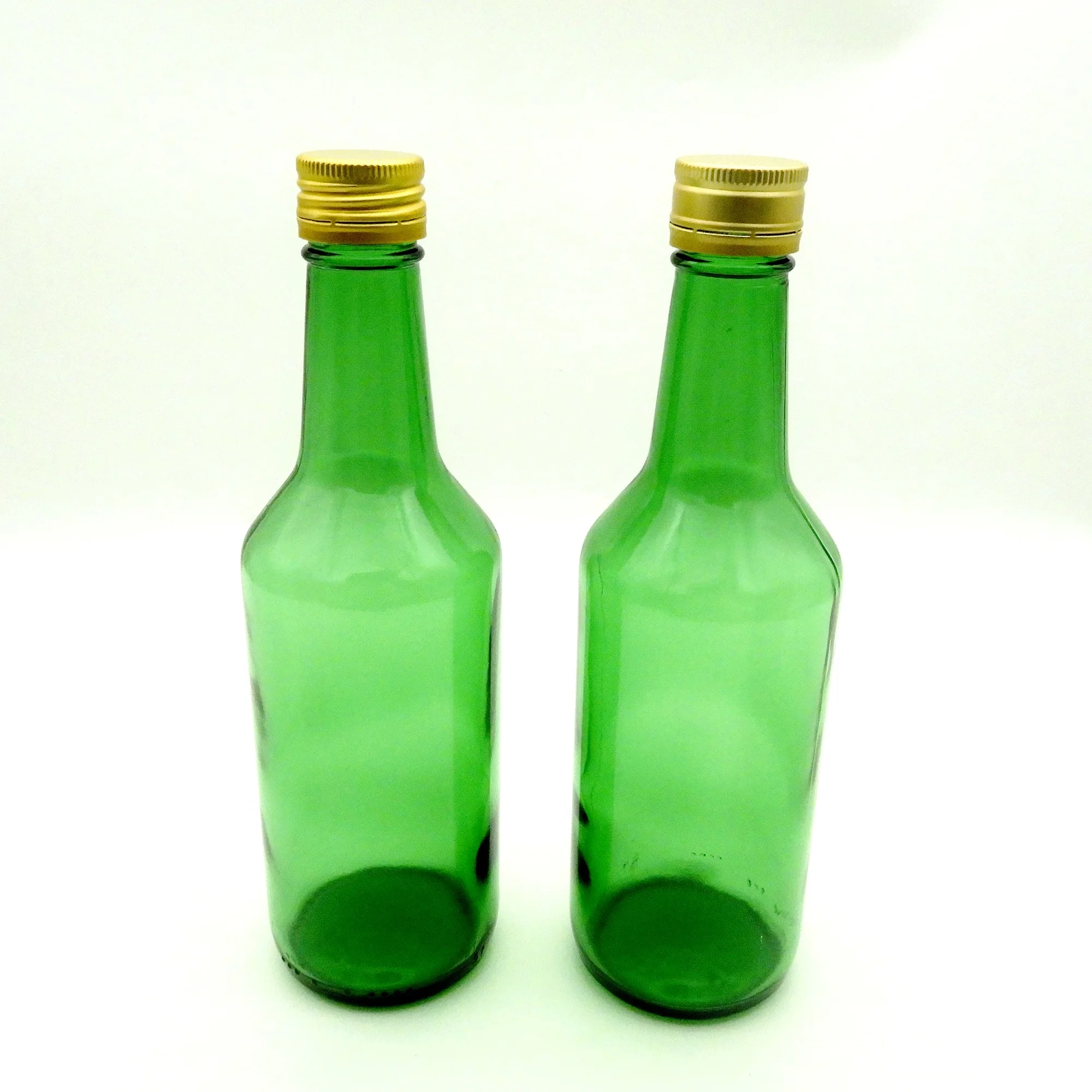 Empty Green Liquor Soda Beverage Glass Bottles Korean Soju Bottle Wholesale
