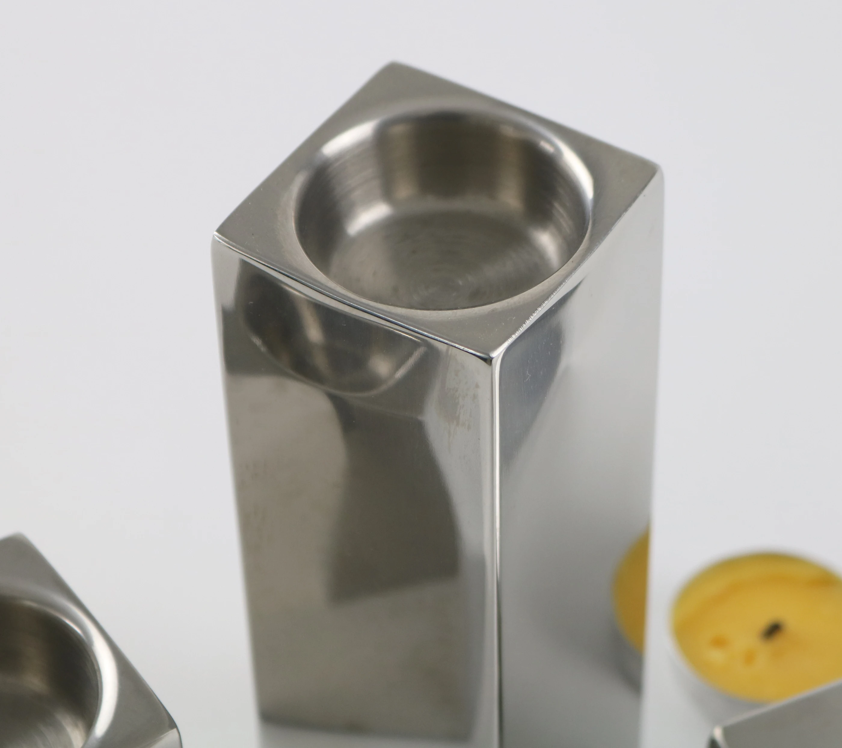 Модный дизайн винтажный литая подсвечник из нержавеющей