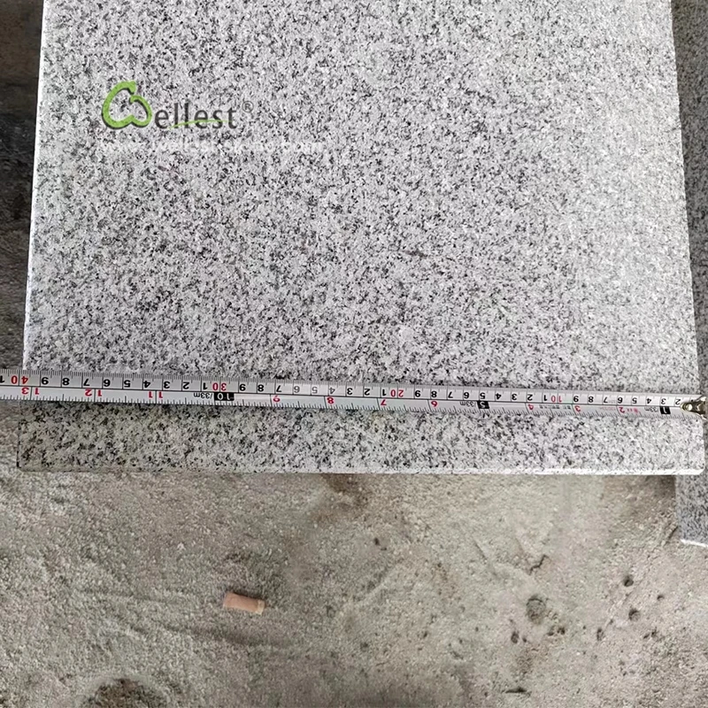 China Cheaper grey granite curbs road side curb stone