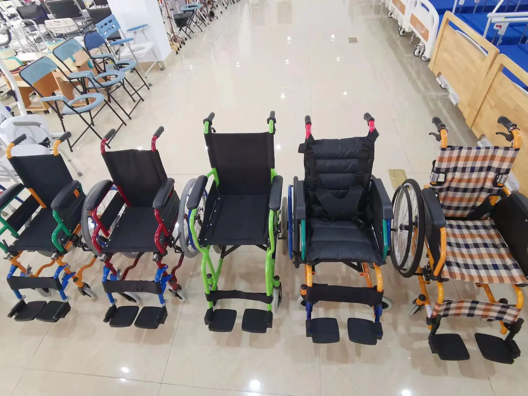 Europe best seller steel aluminum adjustable wheelchair fauteuil roulant kid medical equipment for sale bon marche