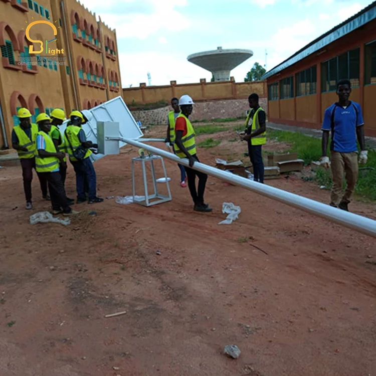 Hot sale Super brightness solar ip camera solar street light pole with light