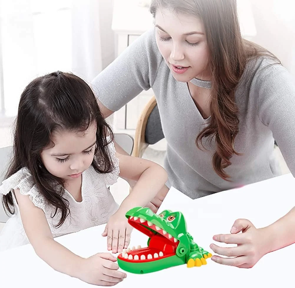New Hot Selling Wholesale Kids Fidget Sensory Toy Funny PVC Party Toy Ishian Crocodile Teeth Toy Dentist Bite Finger Game