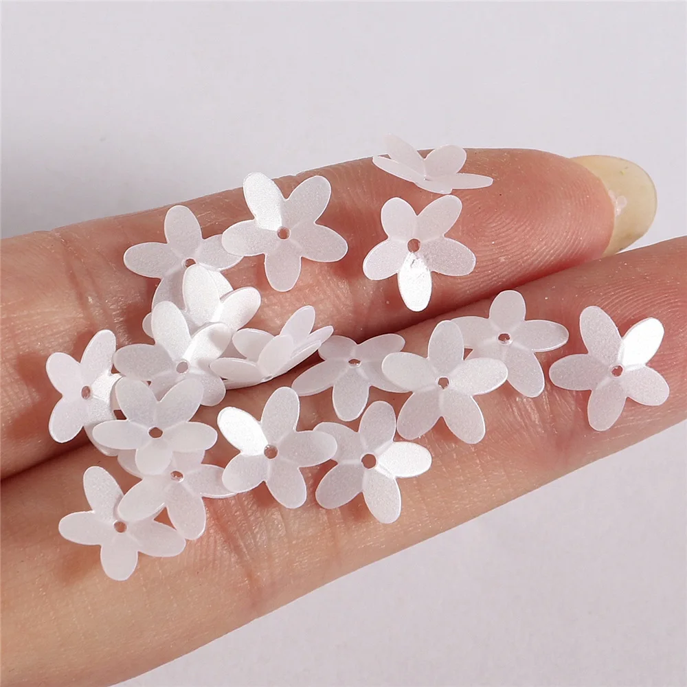 Lan Guang Factory Wholesale Macaron Color Flower Shape Loose Sequins Multi-colored Sequins For DIY Nail Art Garment Decoration