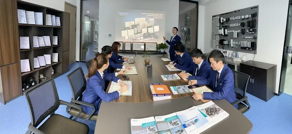 Natural NTL 409-TM 100w small compact semiconductor bladeless ptc fan heater