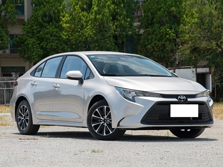 Прямая поставка с завода низкая цена автомобиль китайский GAC Toyota LEVIN 2024 модель 1 8 л ведущая версия
