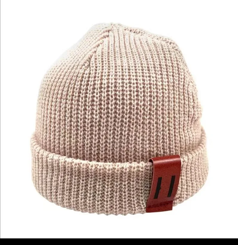 Детская вязаная шапка унисекс