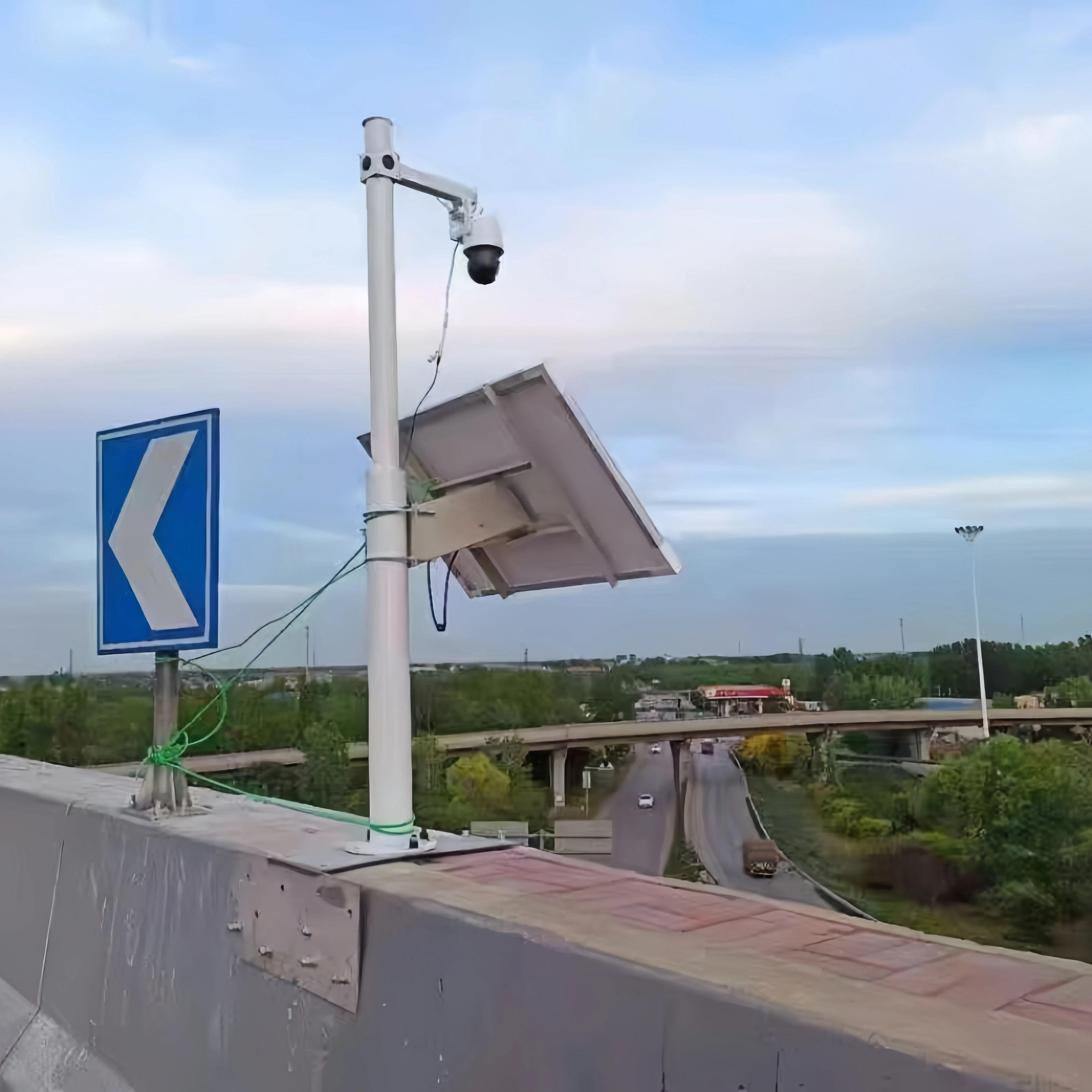 60W Monocrystalline Silicon Solar Panel 30Ah Battery Solar Power Kit for Coastal Surveillance Monitoring Systems