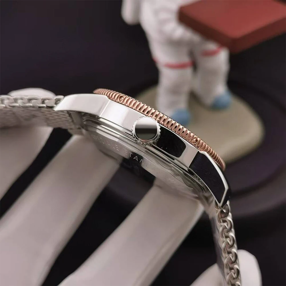 Men OEM Luxury Fashion Mesh Chain Quartz Movement Cheap Watches Men Wrist With Custom Logo Watch