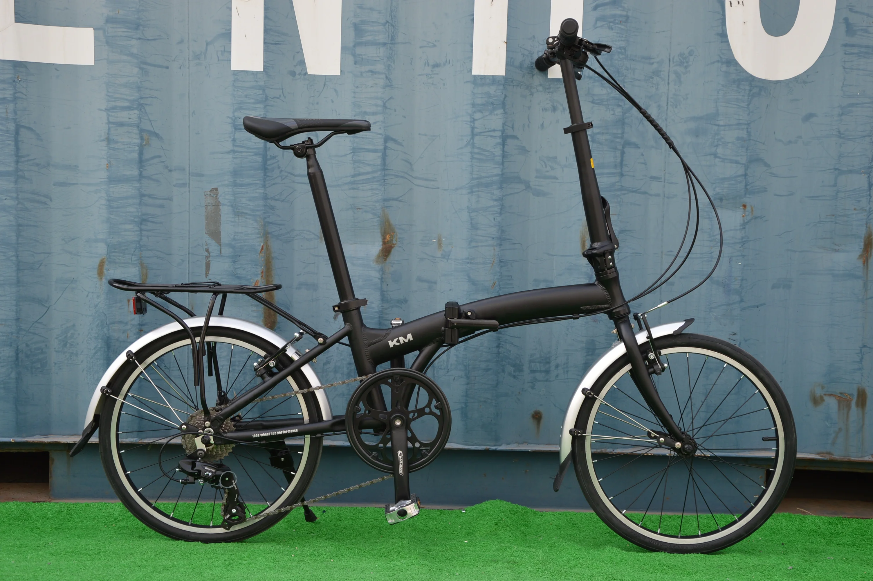 20-Inch Lightweight Aluminum Folding Bike Sport Fold Bicycle with 8-Speed Gears Disc Brake and Steel Fork Bead Pedal