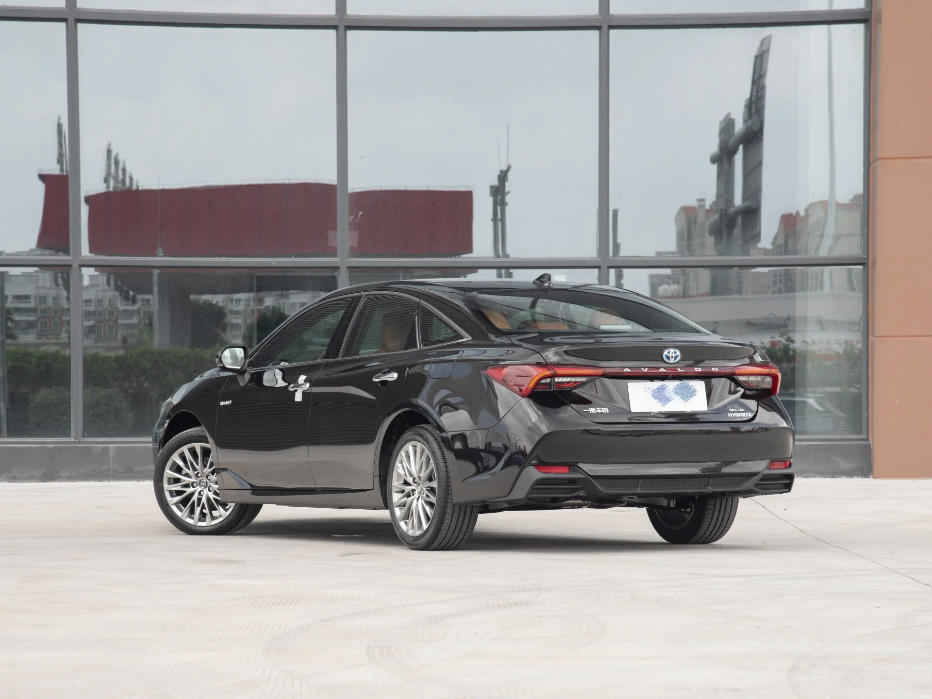 new car TOYOTA Avalon 2023 twin engines 2.5L XLE Premium Edition