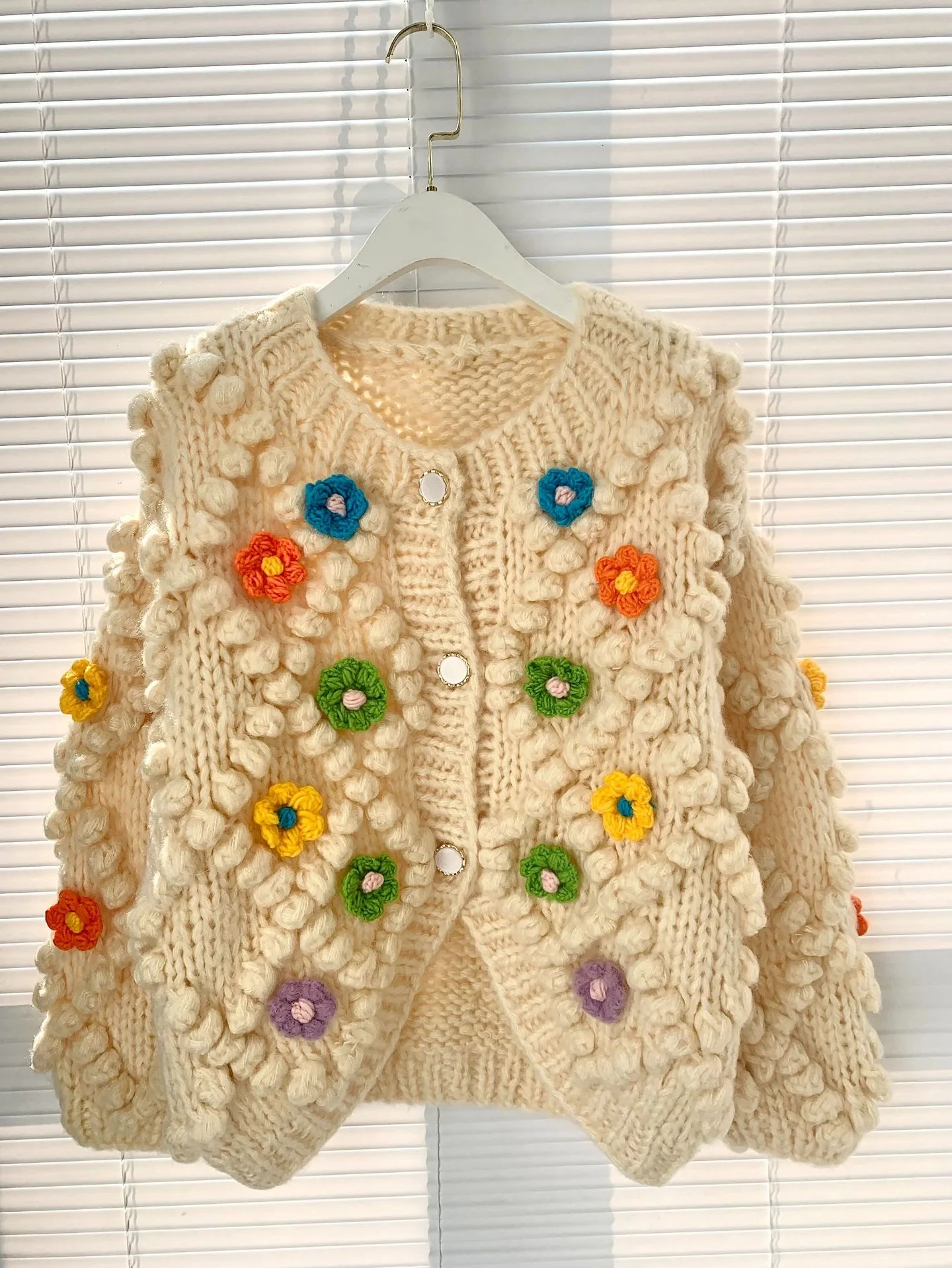 Custom Wholesale Knitwear Popular Fashion Hollow Out Knitted Men Knitted Flowers Vintage Sweaters Cardigans