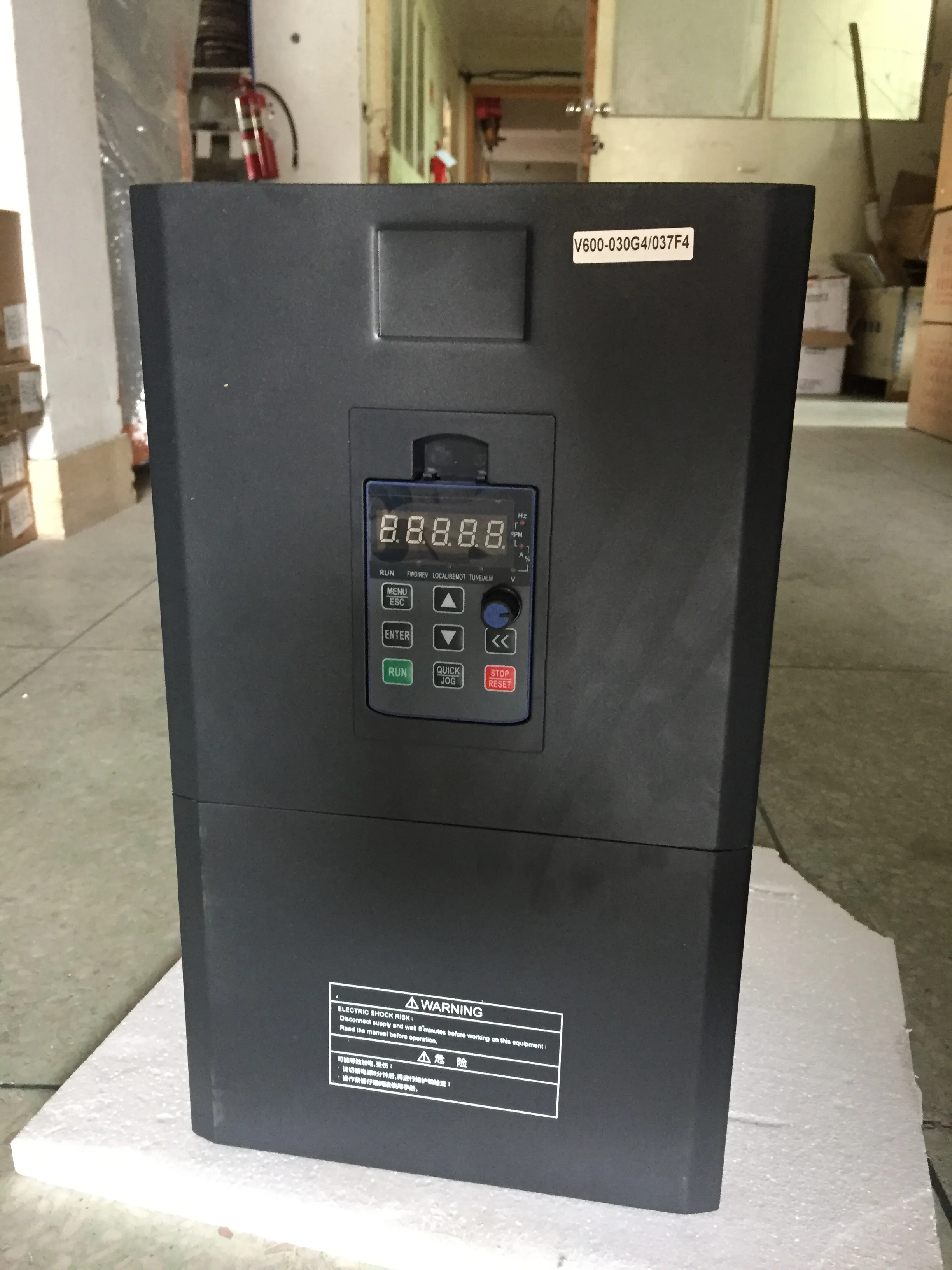 solar pump VFD inverter farm irrigation variable frequency drive input DC 310V output three phase AC220V VFD inverter
