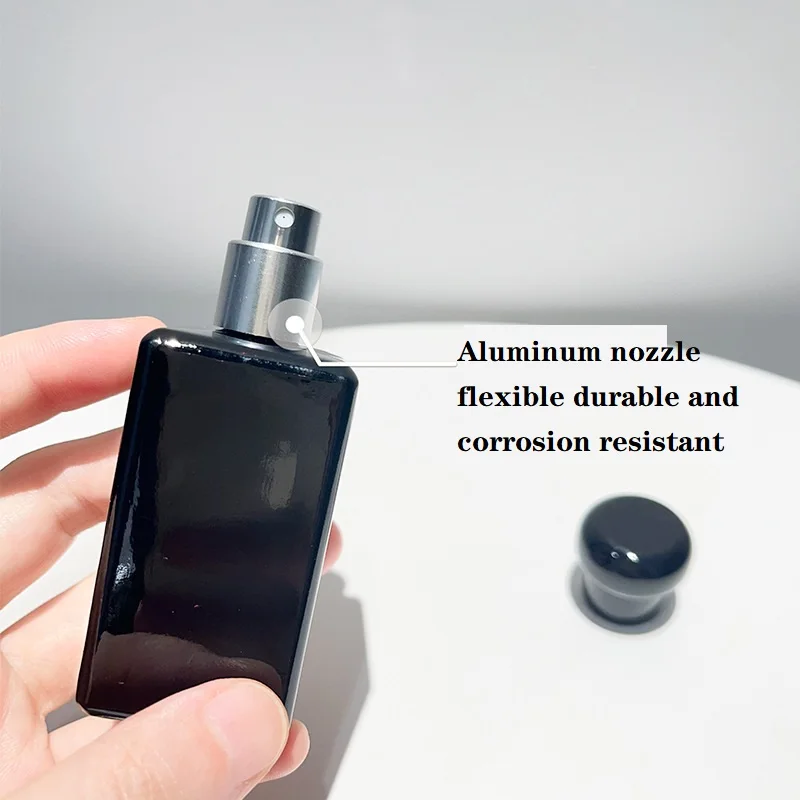 Zumaron 30ml Luxury Custom Perfume Spray Bottle Square Bayonet Empty Glass Bottle Cosmetic Use Hot Stamping Surface Handling