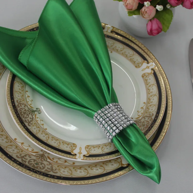 wholesale hot selling amazon cheapest nordic plain napkin rings set gold silver brass red crystal rhinestone easter disposable