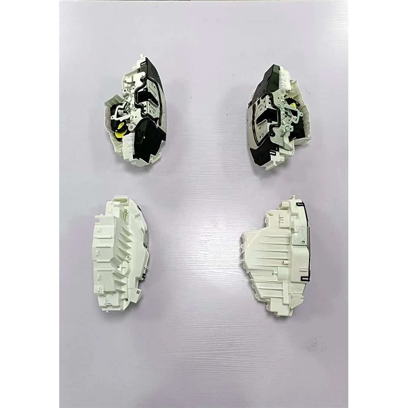 HYD upgrades the old Mercedes W221 with the new W223 kit electric suction door