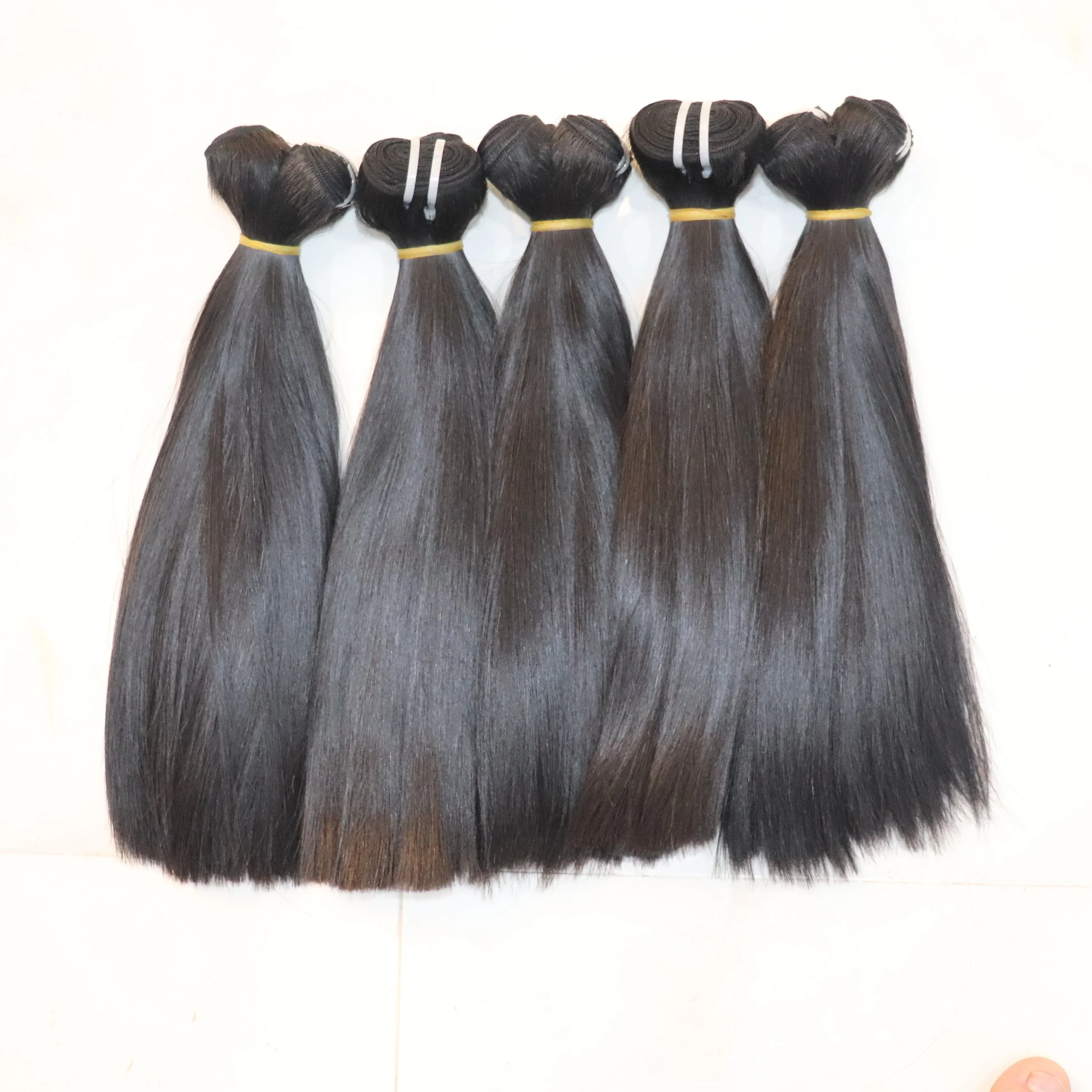 Оптовая продажа натуральные вьетнамские поставщики волос необработанные волосы с выравненной кутикулой 12 А пучки