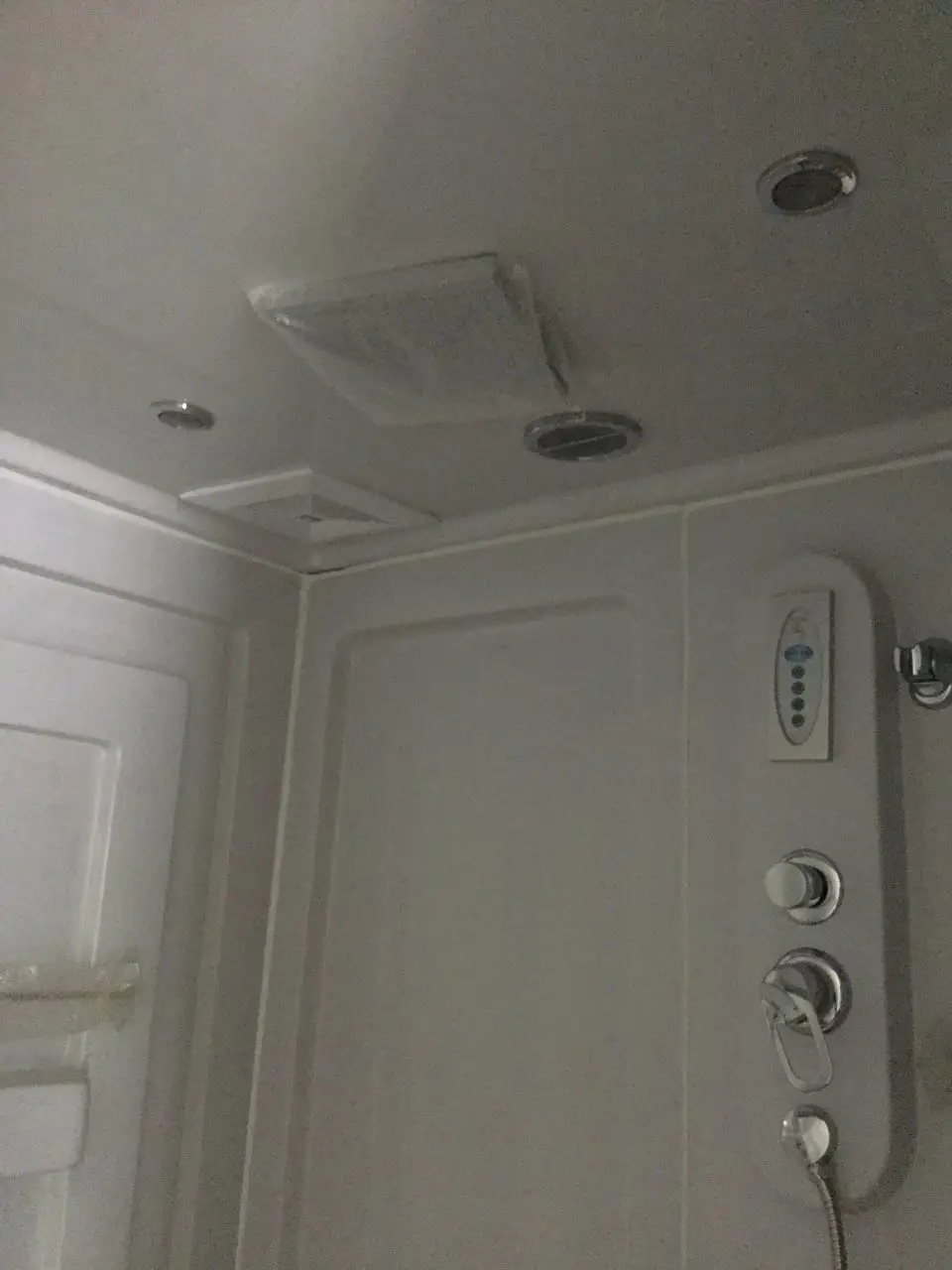 Indoor toilet,  movable integral bathroom