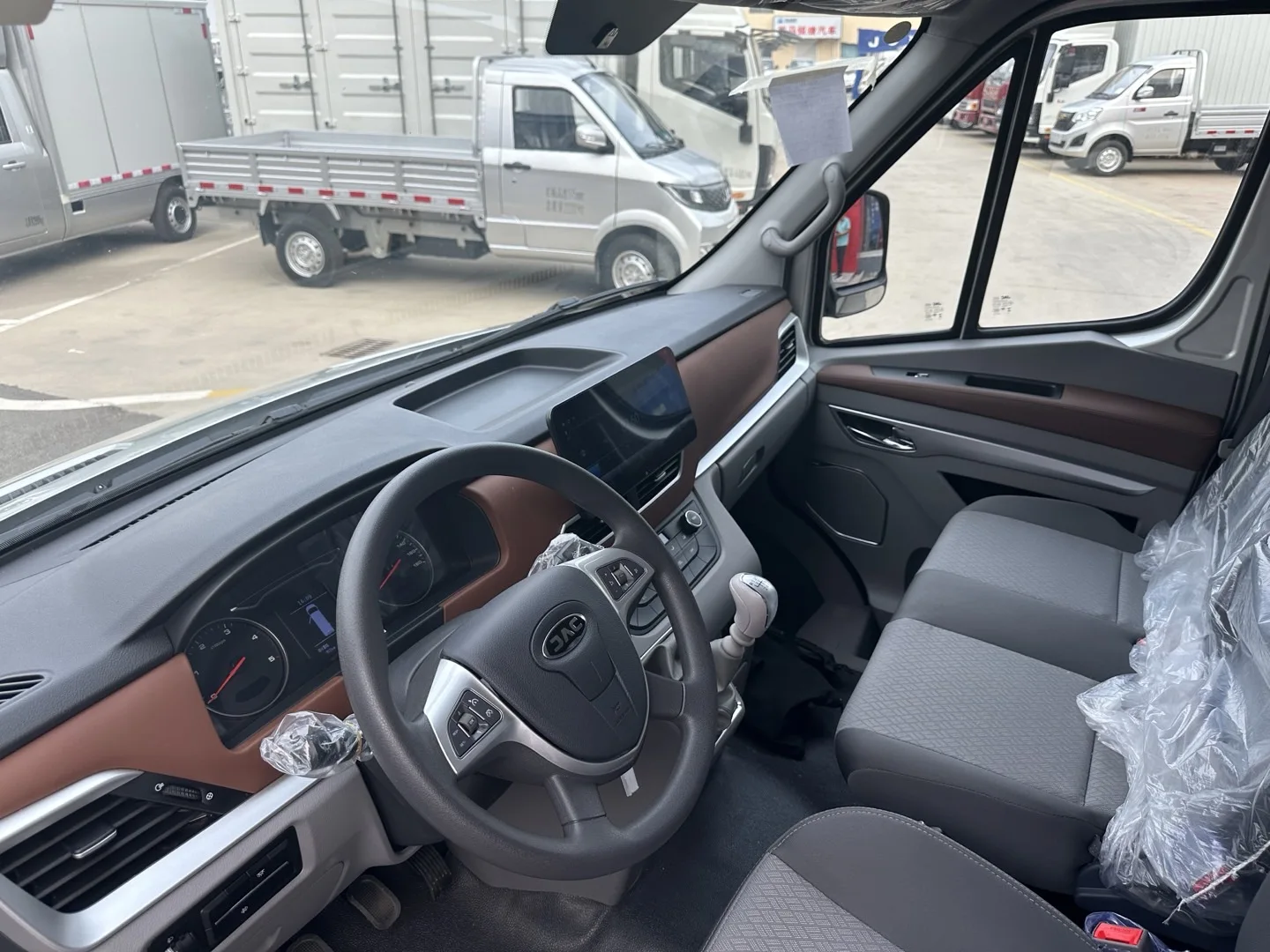Mini Light Wholesale Long Range New Design Fast Delivery Fashion Gas Truck Cars For Construction Uses