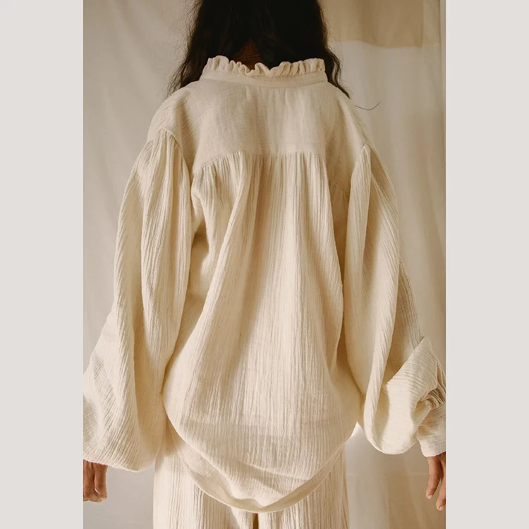 OEM Factory Home Lounge Wear Cozy Ivory Relaxed Loose Fit Pleated Cotton Gauze Deep V Neck Two Piece Pants Set 2 Piece Set Women