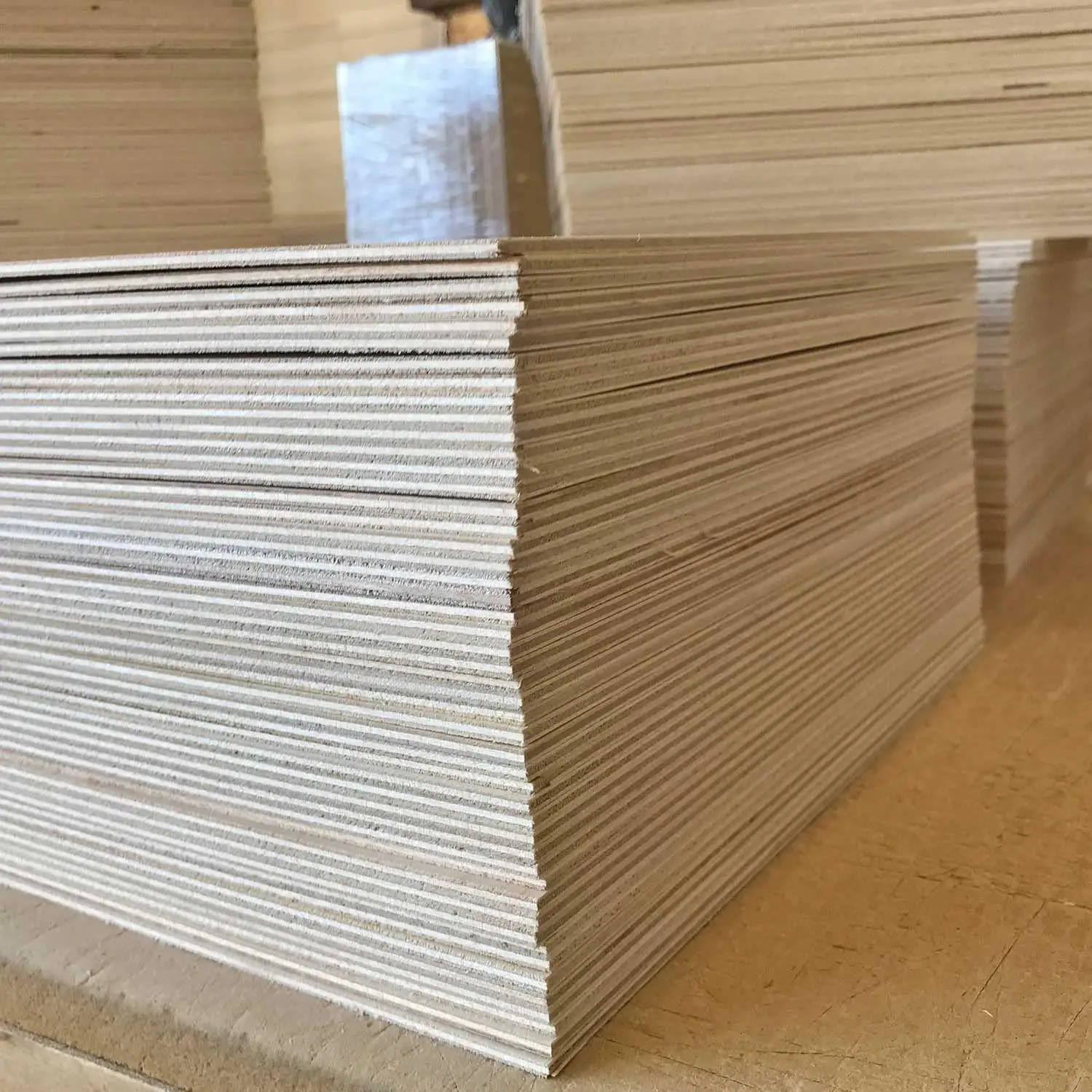Dilun Plywood Sheet Plywood Furniture Waterproof Birch/Pine/Poplar/Eucalyptus Industrial Surface