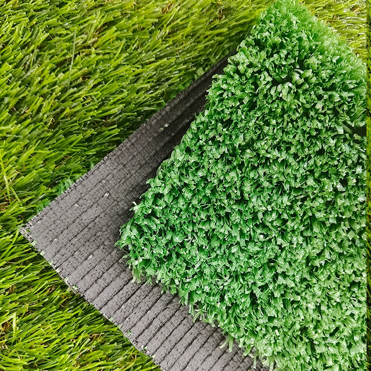 High Quality Low Price 10mm Artificial Turf Fake Green Grass For Roof Top Balcony Wall Decor