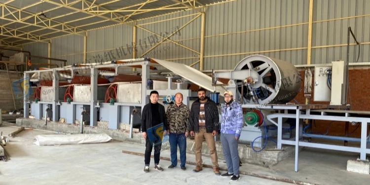 Semi-automatic cardboard corrugated making machine for cardboard box making