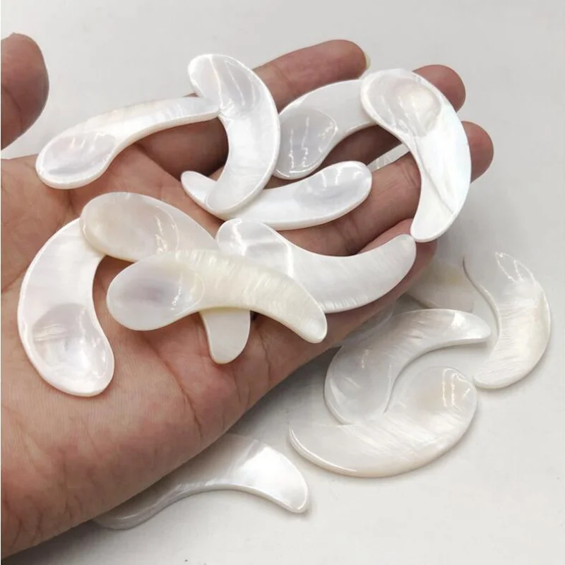 Natural Mother of Pearl River Shell Spoon Caviar Spoon Ice Cream Spoon