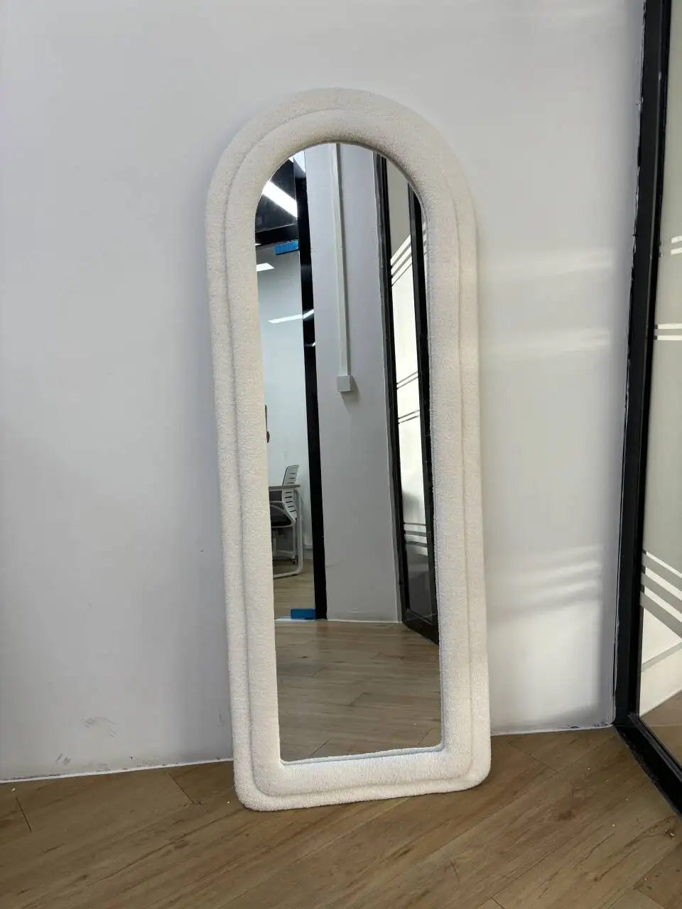 160cm Free Standing Full Length Mirror Large Tall Standing Arch Velour Framed Floor Mirror With Stand