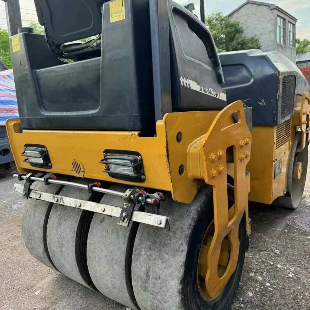 XMR403VT  USED SMALL ROAD ROLLER 4 TON USED VIBRATOR ROLLER