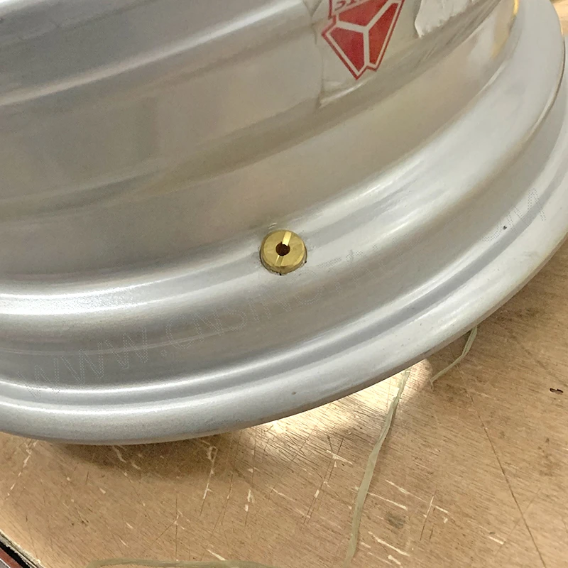 Sinotruk Howo легкий грузовик оригинальный колесный обод бескамерное колесо LG9704610084 LG9704610020 LG9704610030