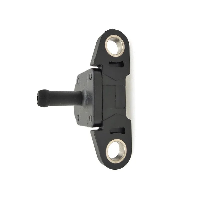 Suitable for 6HK1 excavator engine oil pressure atmosphere sensor switch 1802200140