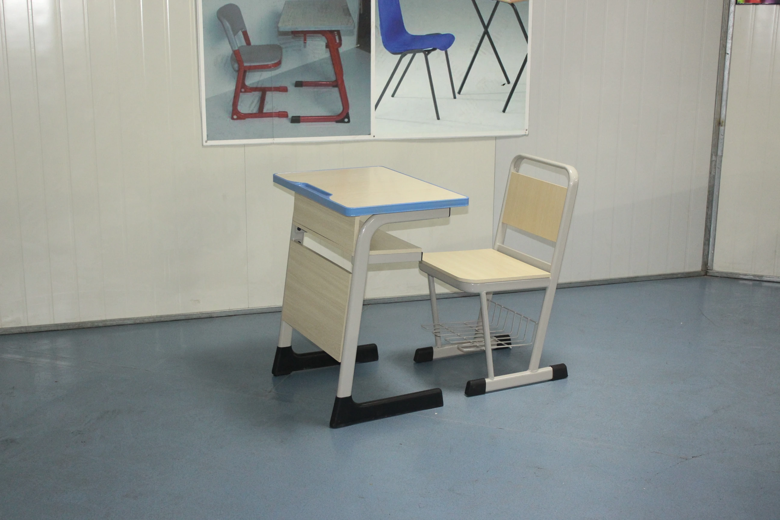 Popular School Classroom Furniture Single Student Desk Height Adjustable Wood Table Desk And Chair Customized Color Desk Chair