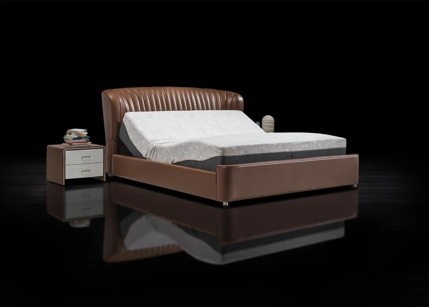 OEM&ODM Luxury Italian Bedroom Furniture Set Modern Large King Queen Double Bed with Mattress