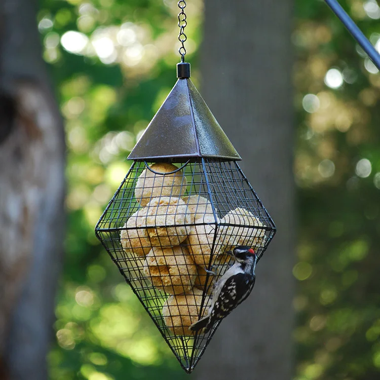 JH-Mech Custom Unique Pyramid Shape Built-In Ring Hanger Antiqued Copper Squirrel Proof Bird Feeder For Outdoors Hanging