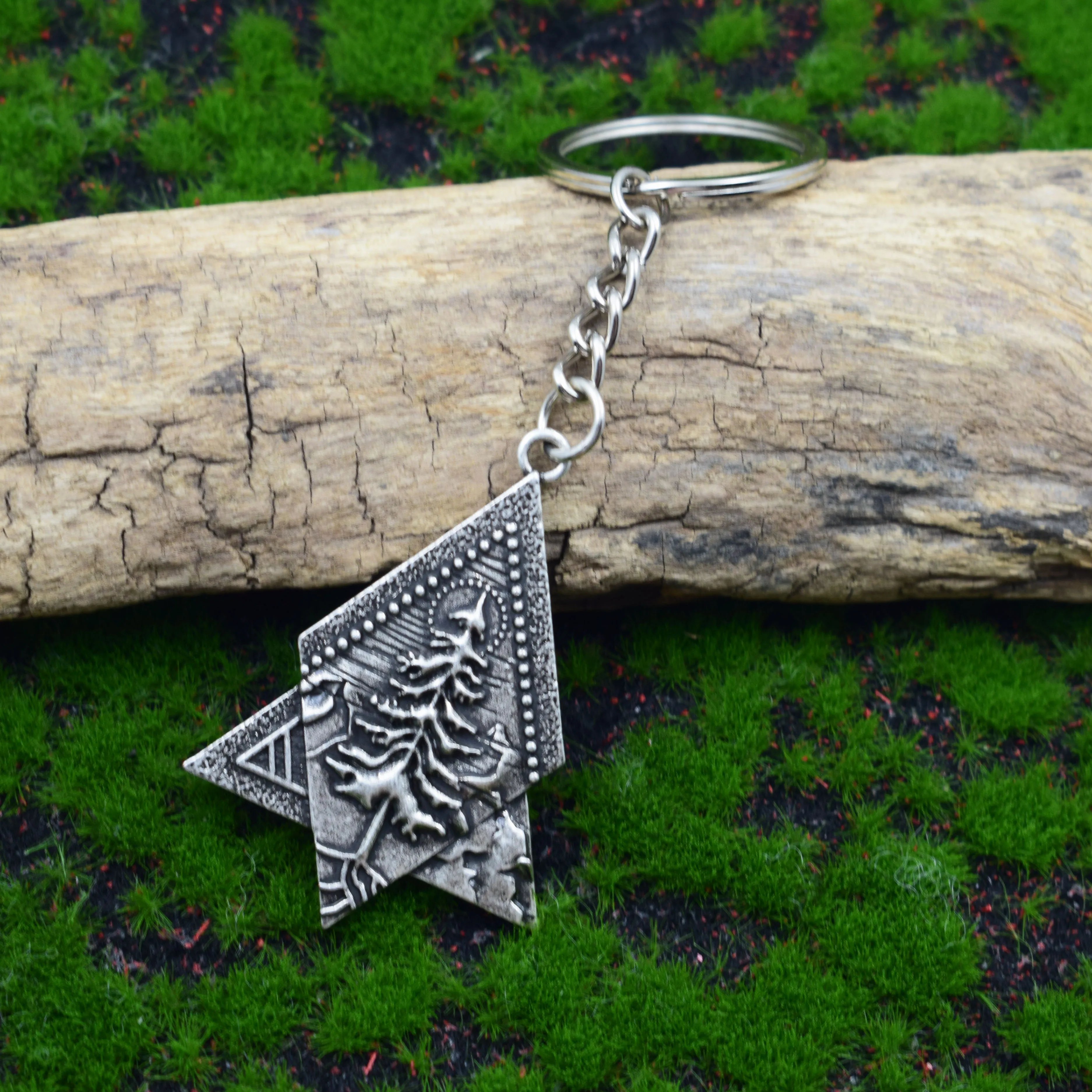 Nature Series Forest Pine Tree Pendant Keychain Christmas Party Gifts Gift To A Friend