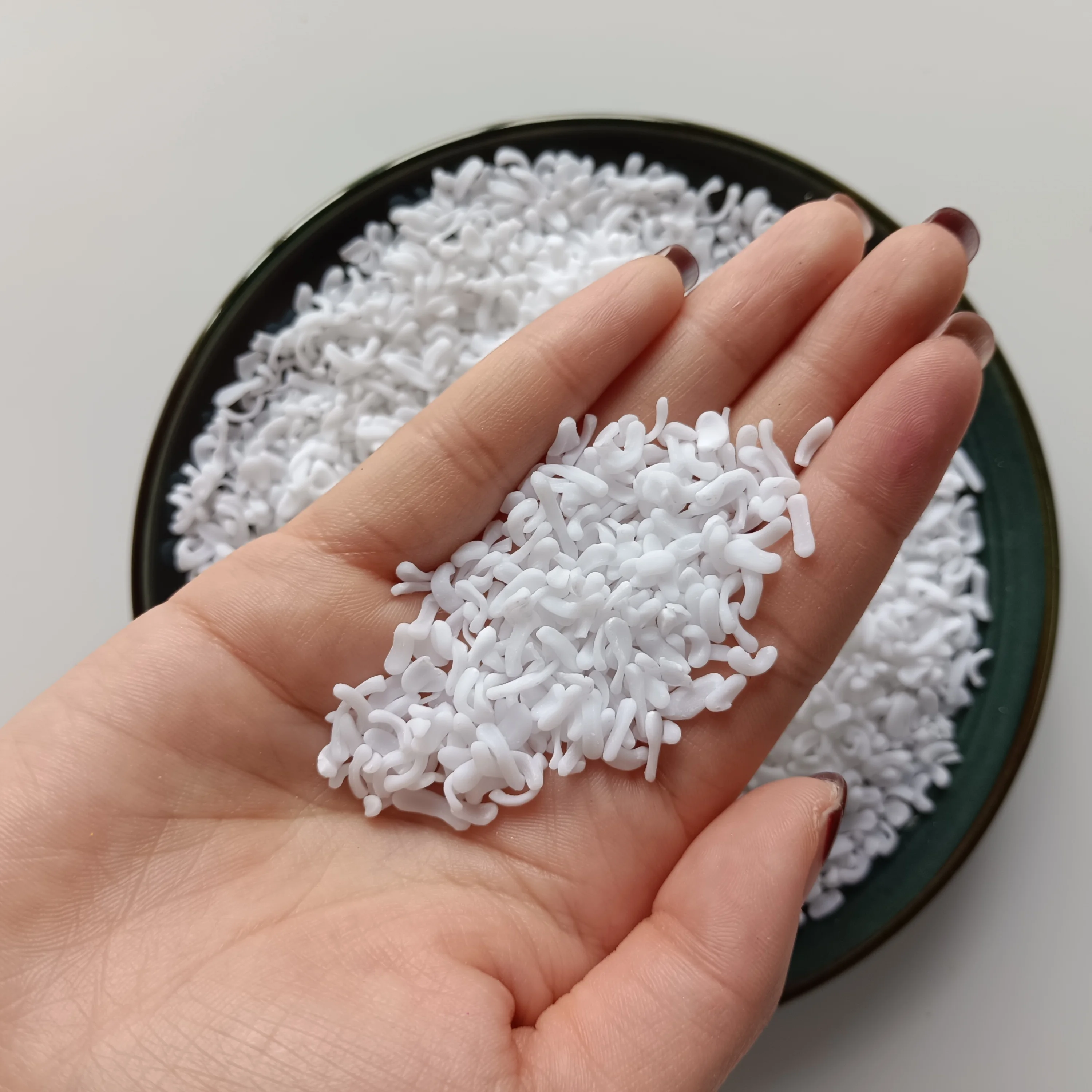 2024 Лидер продаж гранулы ldpe/hdpe для контейнера сырье сульфат натрия прозрачный наполнитель маточная смесь