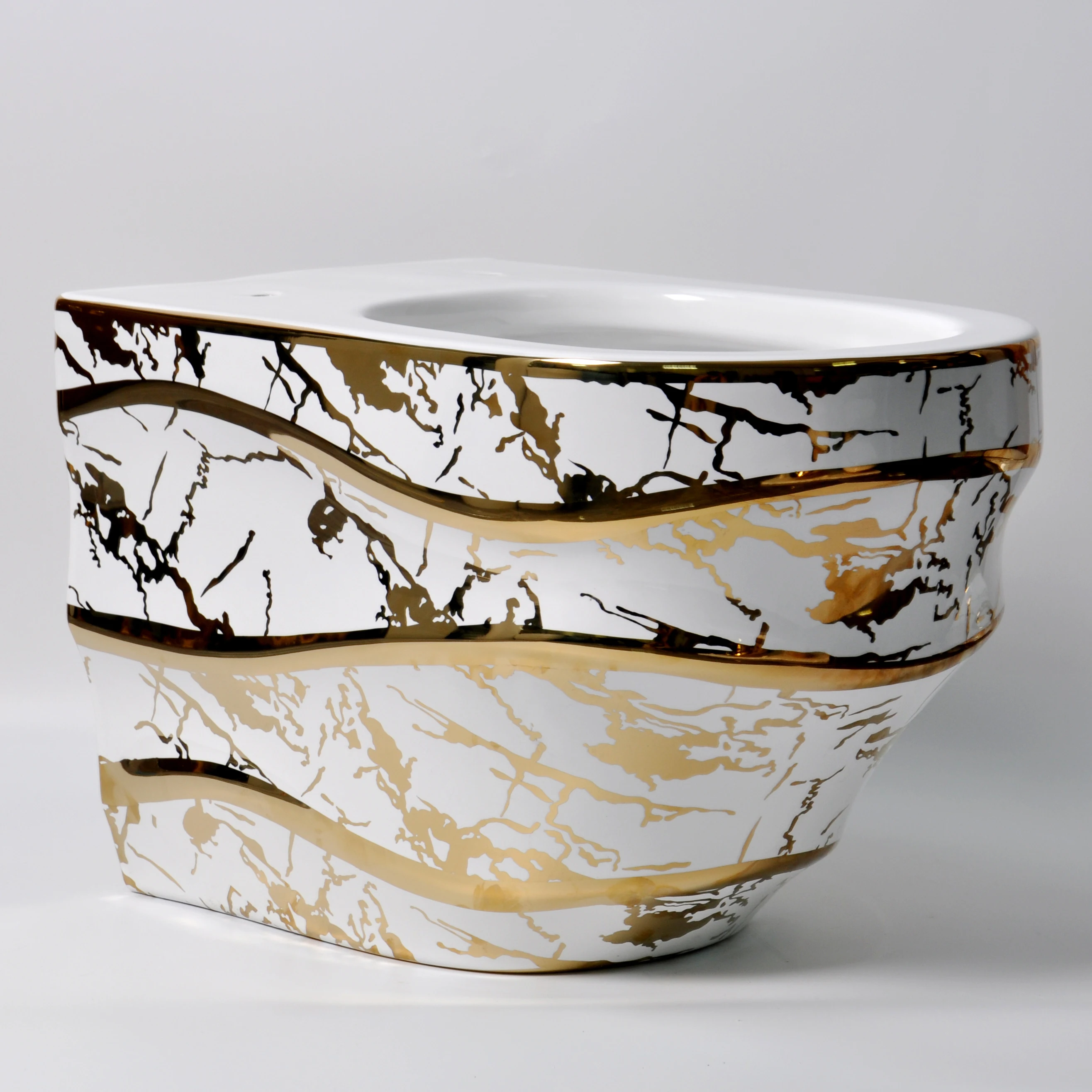 Gold Luxury Style WC Sanitary Ware Hanging Water Closet Bathroom Wall Mounted Hidden Water Tank Toilet Wall Hung Toilet Bowl