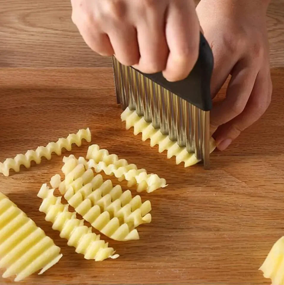 Popular Easy Stainless Steel French Fry Cutter Vegetable Potato Slicing Wavy Knife Curling Shape Cutters