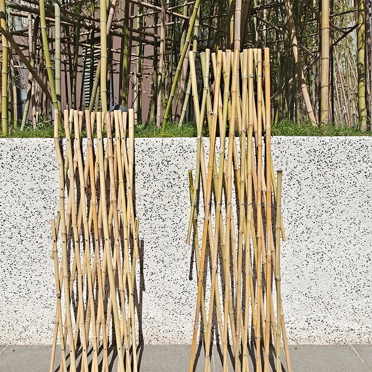 Expandable Bamboo Fence Flexible Trellis Retractable Garden Fencing for Outdoor Decoration