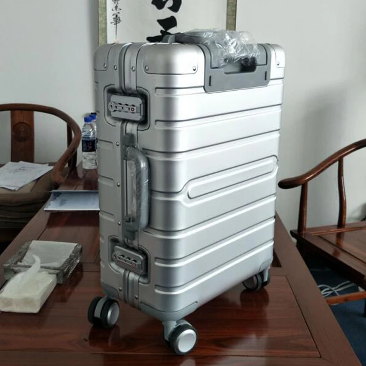 
spinner Casual Genuine Leather Carry-on Business leather luggage Suitcase Luggage 