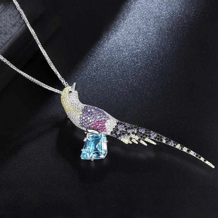 Classic Silver Tone Simulated Color Diamond Brooch Gold Plating Sterling Silver 925 Brooch