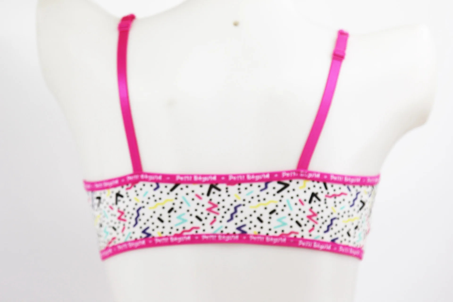  2021hot сексуальные девушки трубка bralette комплект Прекрасные Разноцветные Бюстгальтеры Комплект разноцветным рисунком в виде цветов для девочек без