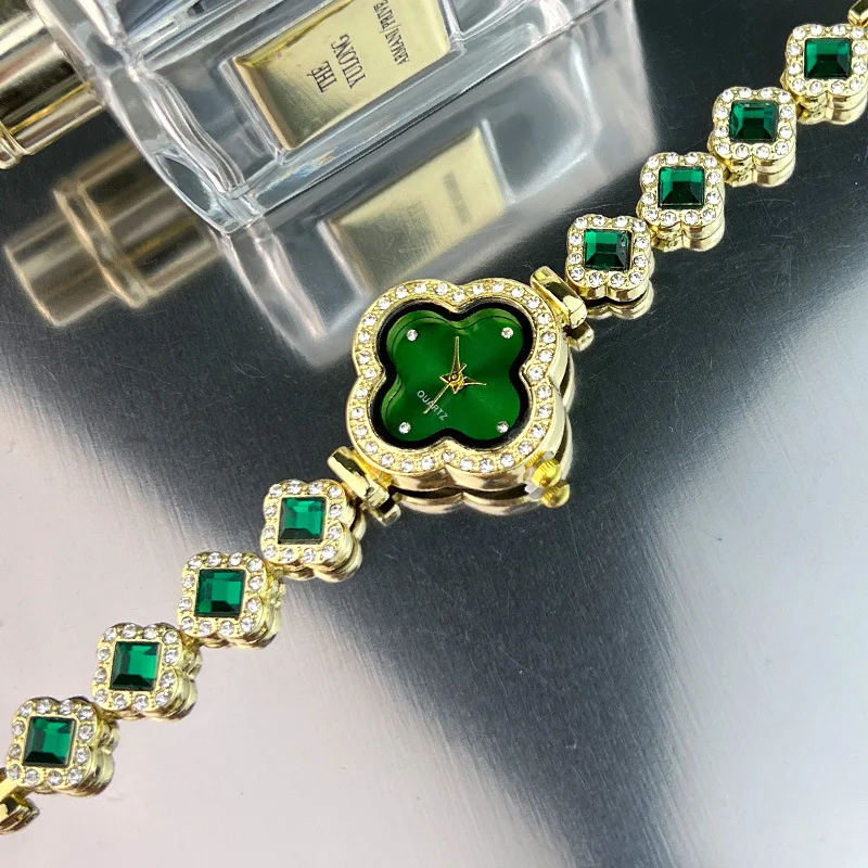 Hifive New Design Classic four-leaf Small Watch Stainless Steel Waterproof Slim Stone Quartz Small Watch For Women