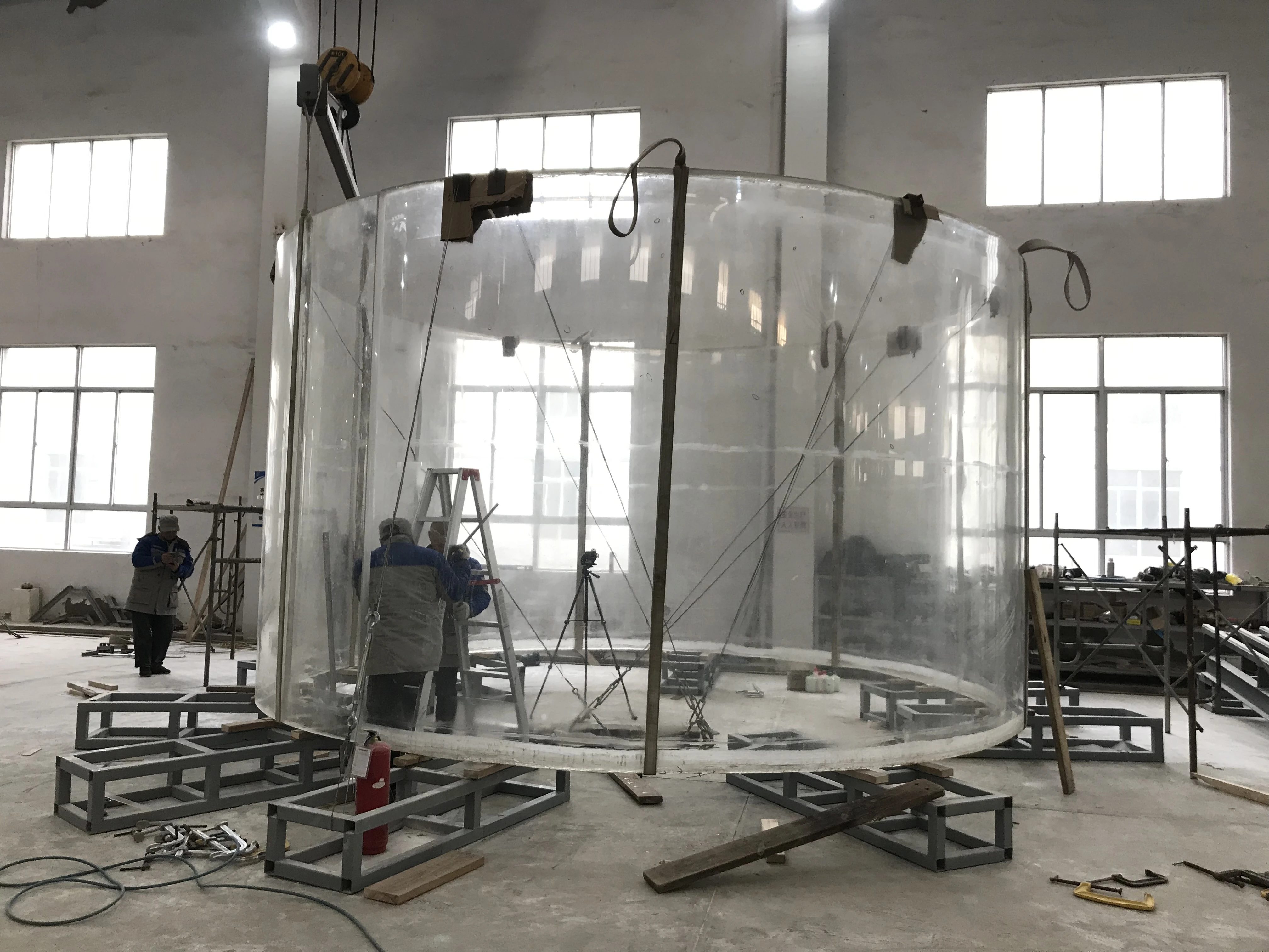 Grandview large size cylindrical Acrylic fish tank rimless aquarium