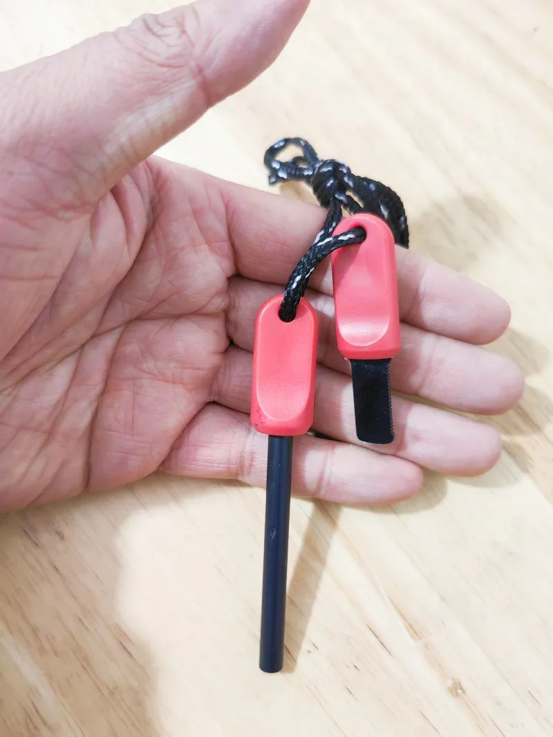 Black, blue, red, blue cheap camping fire starter camping fire steel for survival outdoor flint