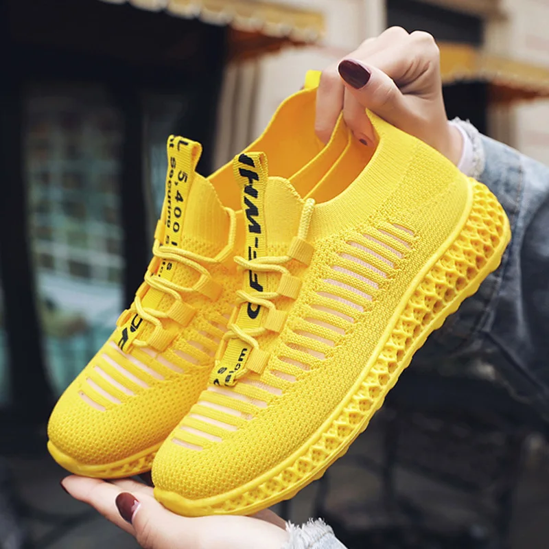 2021 Low Price Fashion Women Walking Shoes Sock Running Sneakers Tennis Shoes Mesh Slip On Loafers Platform Casual Sneakers