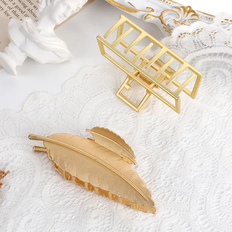 Simple Style Metal Grip Hairpin Large Size Bath Hair Grab European And American Retro Hair Accessories wholesale